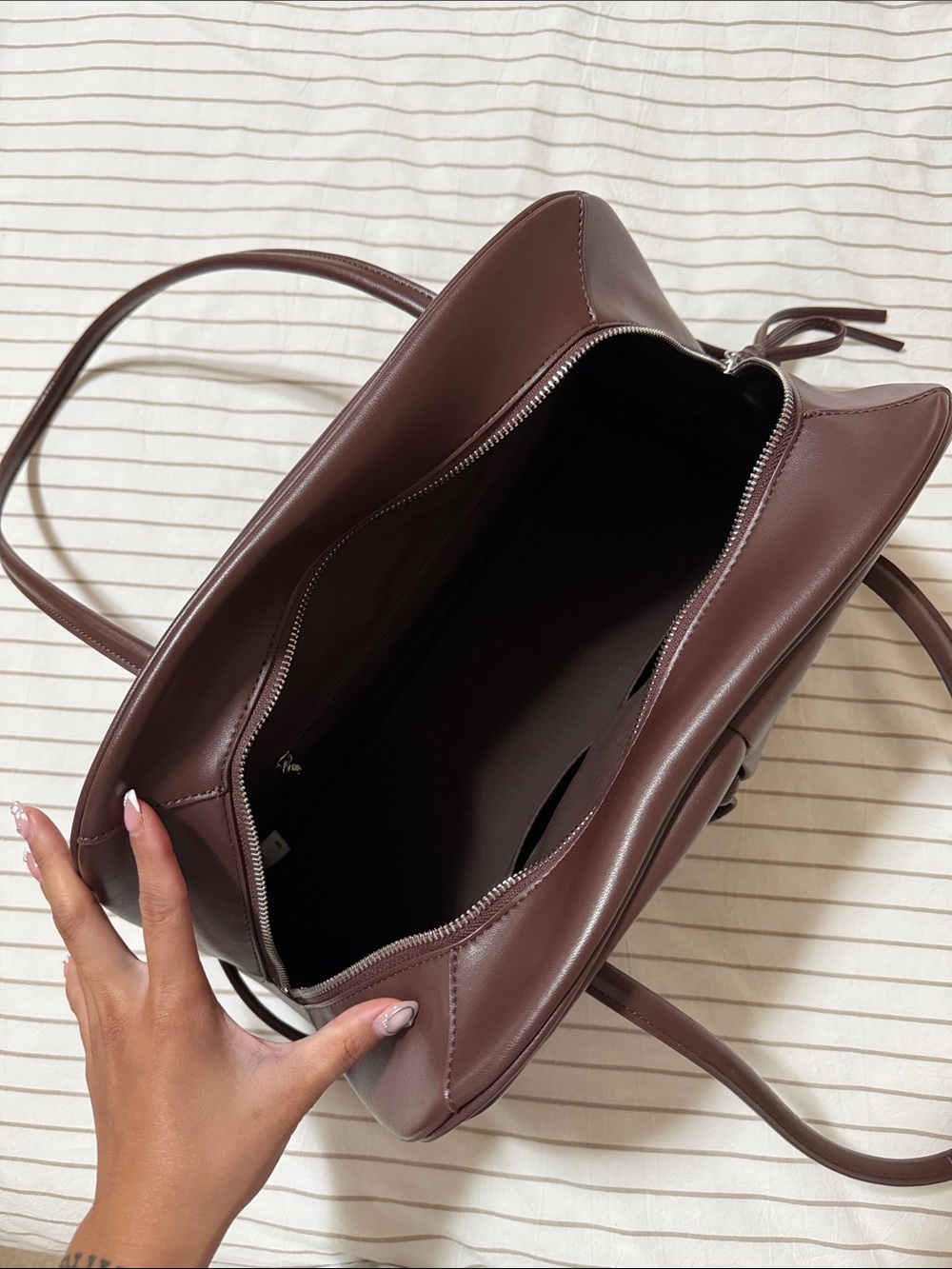 Olend Brooklyn Bag Chocolate Brown - Picture 9 of 10